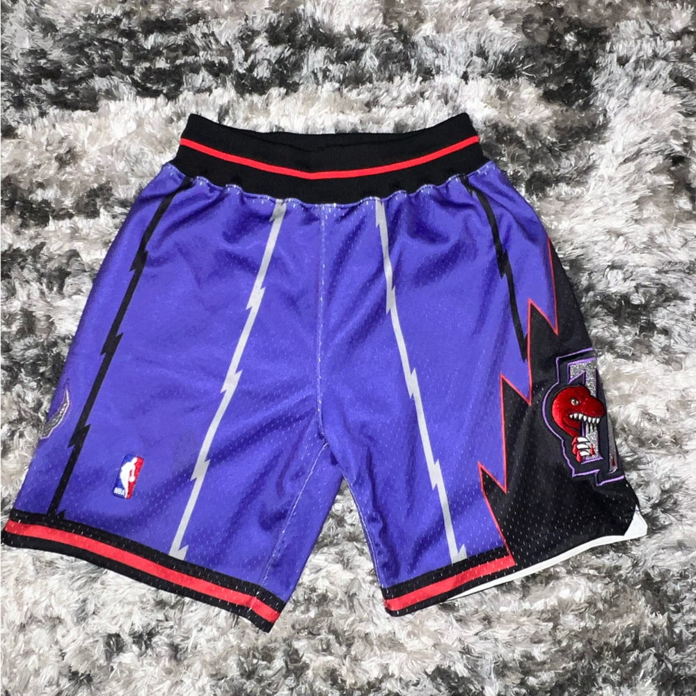 ‼️100% AUTHENTIC MITCHELL & NESS SHORTS‼️